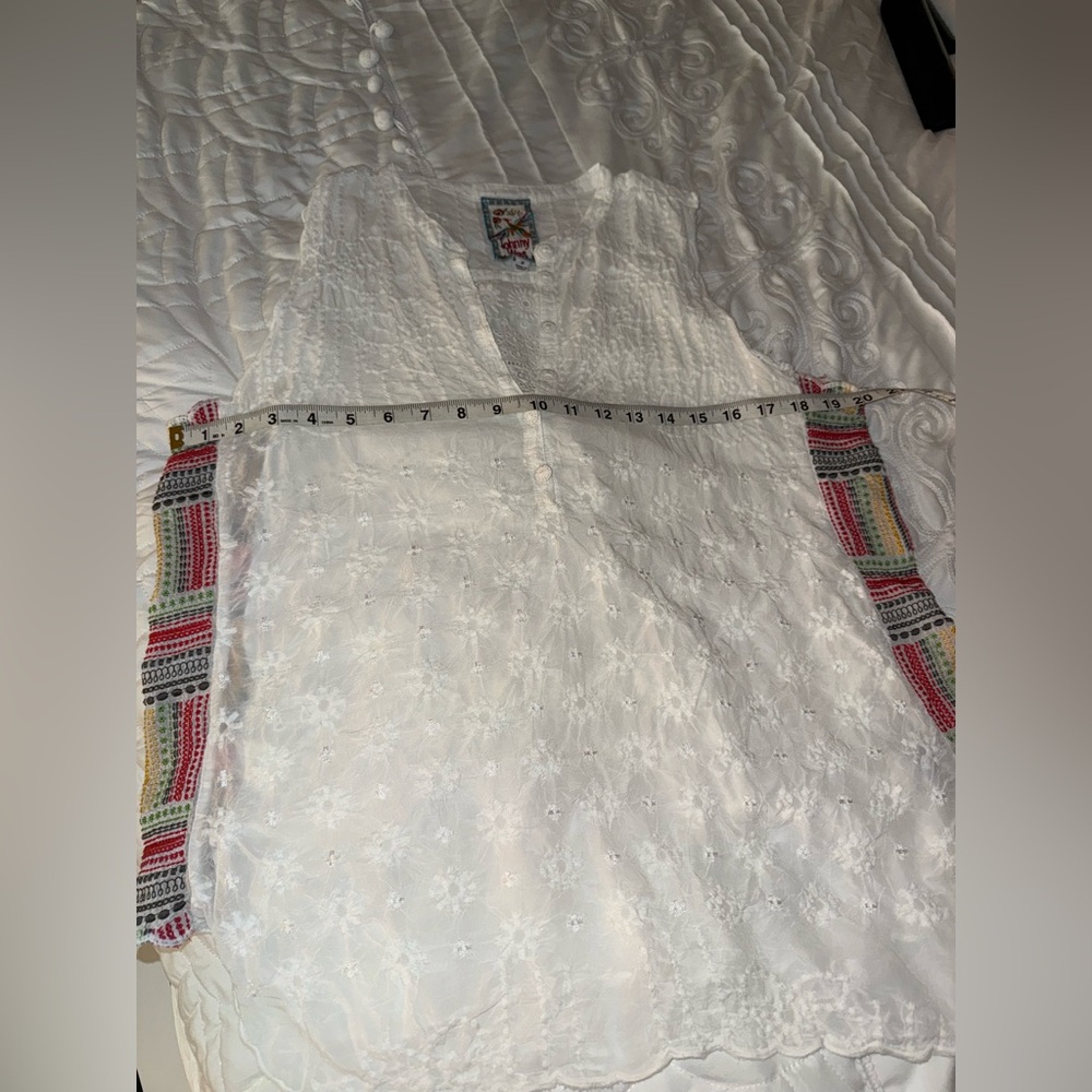 Johnny Was Turia White Embroidered Eyelet Boho Tank Top Medium Excellent - Picture 13 of 17
